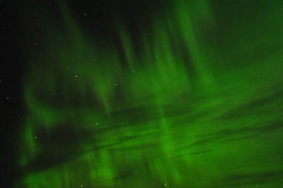 As fantásticas luzes da Aurora Boreal iluminam os céus de Healey, próxima ao Denali National Park, no Alaska